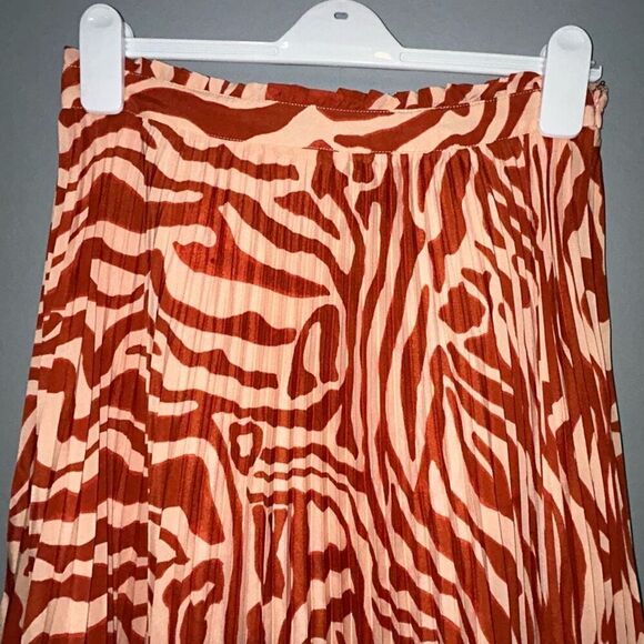 Maeve‎ Anthropologie The Isobel silky Pleated skirt size 8 NWT - Picture 6 of 14